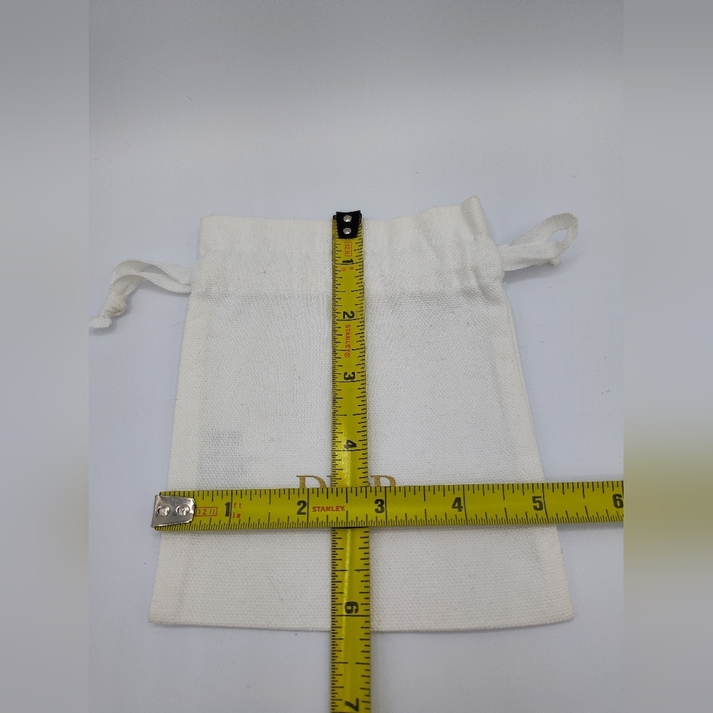 Dior Beauty Ivory Canvas Drawstring Pouch | Gold Logo | 6.25x4.75 | Qty 8 NWOT - Picture 3 of 3